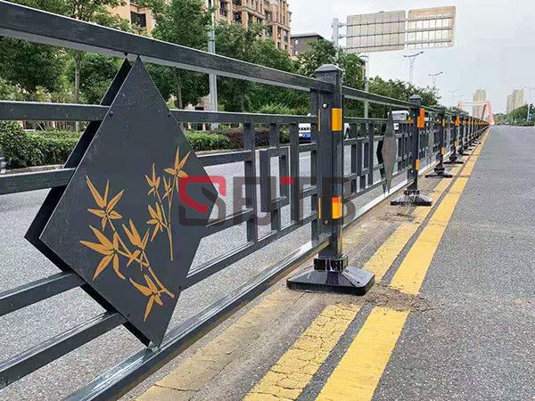 安徽广德市隔离护栏