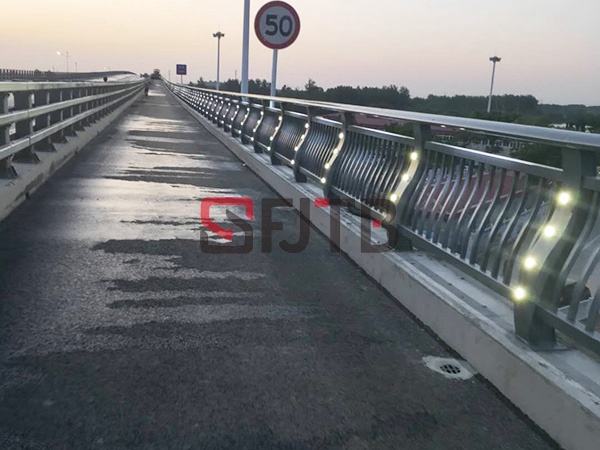 灯光护栏 灯光护栏